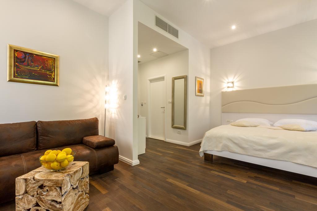 Pellegrini Luxury Rooms Σπλιτ Εξωτερικό φωτογραφία