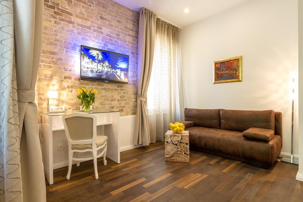 Pellegrini Luxury Rooms Σπλιτ Εξωτερικό φωτογραφία